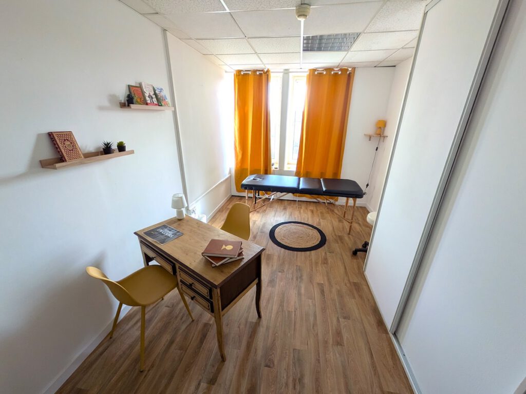 Notre cabinet dédié aux praticiens du bien-être, au coworking La Fontaine à Agen.